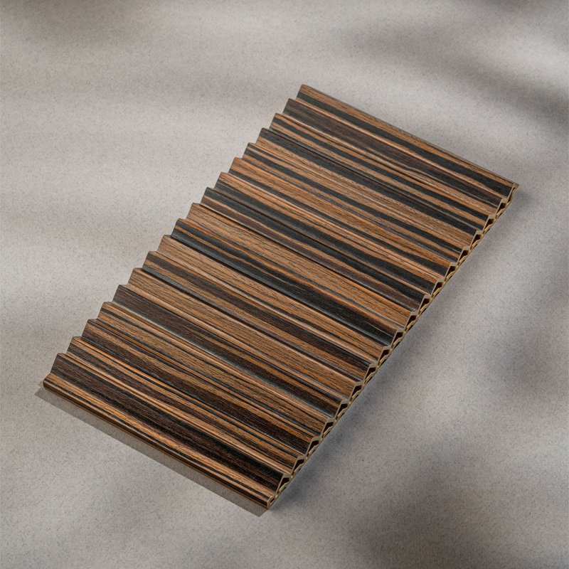 Revestimiento WPC Alpes color Zebrano 14mm x 250mm x 2800mm - Caja x 4.20m2