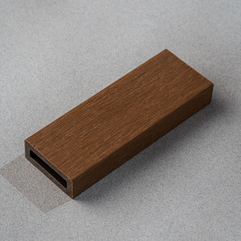 Perfil Timbertech WPC 50/20 Pecan 50 x 20 x 2900mm